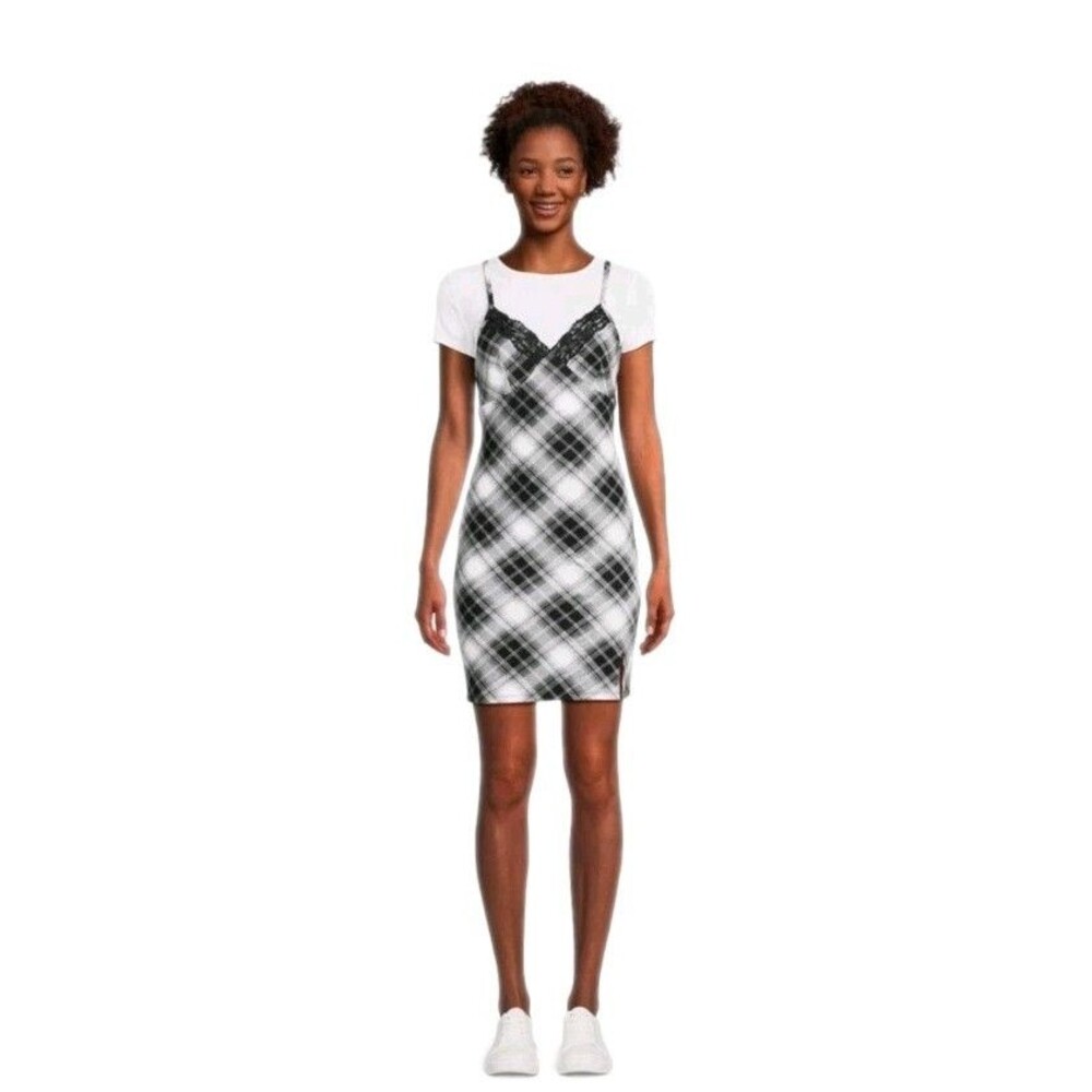 No Boundaries Juniors Twofer Dress and Tshirt Size XL